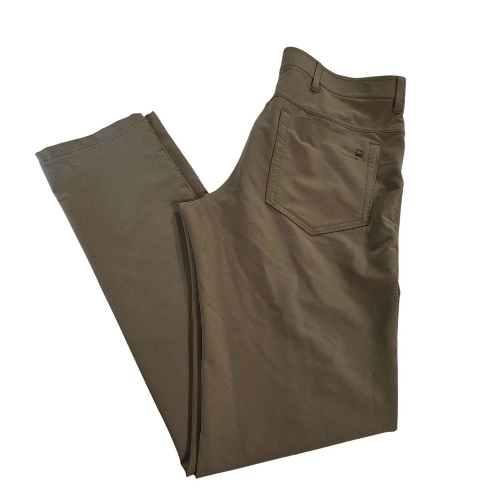 PUBLIC REC Straight Fit All Day Stretch Khaki Pants Men's 30x33 Preppy Comfort